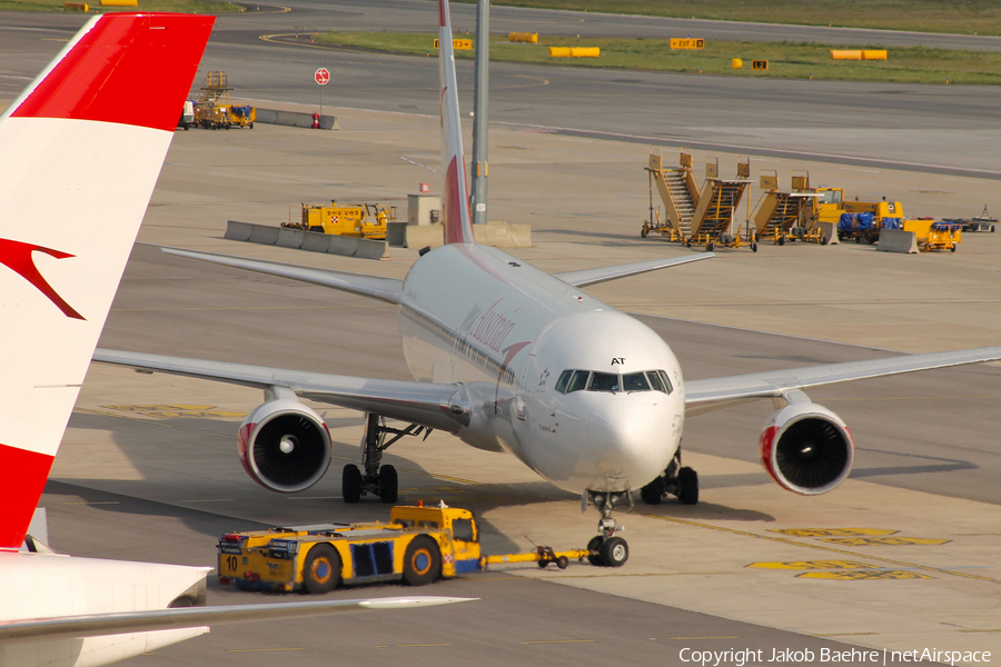 Austrian Airlines Boeing 767-31A(ER) (OE-LAT) | Photo 138223