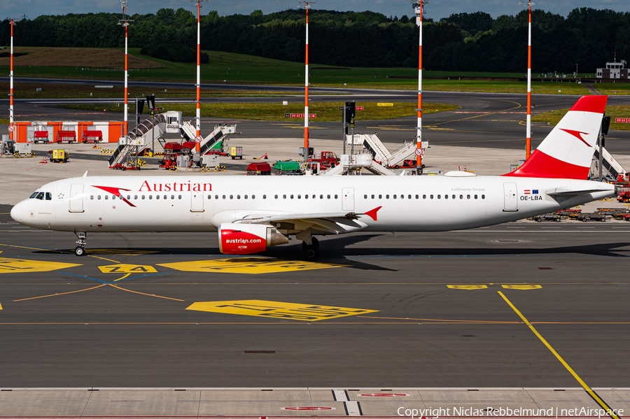 Austrian Airlines Airbus A321-111 (OE-LBA) | Photo 630372