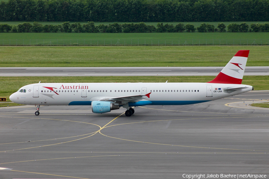 Austrian Airlines Airbus A321-111 (OE-LBA) | Photo 139050