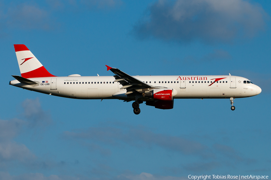 Austrian Airlines Airbus A321-111 (OE-LBB) | Photo 324172