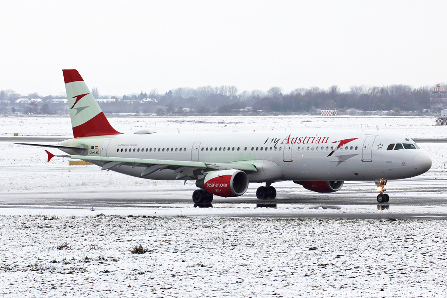 Austrian Airlines Airbus A321-111 (OE-LBC) | Photo 204832