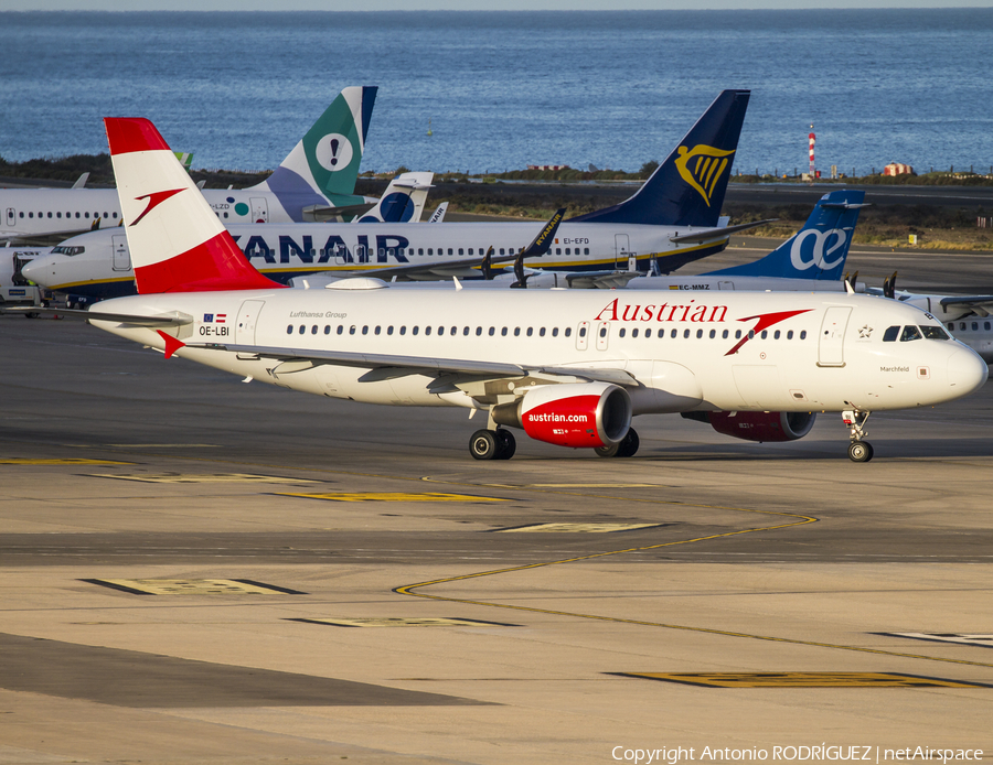 Austrian Airlines Airbus A320-214 (OE-LBI) | Photo 227236