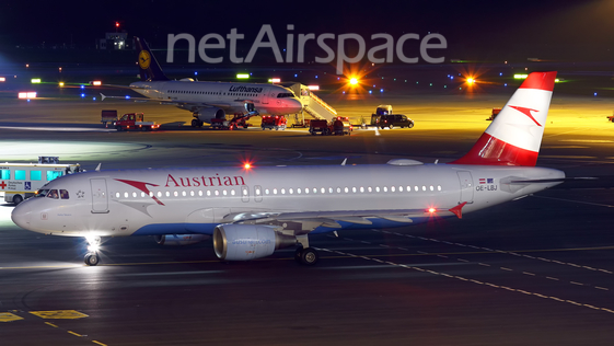 Austrian Airlines Airbus A320-214 (OE-LBJ) at  Hamburg - Fuhlsbuettel (Helmut Schmidt), Germany