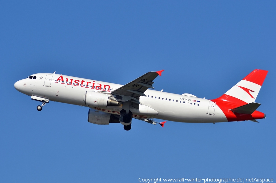Austrian Airlines Airbus A320-211 (OE-LBL) | Photo 428601