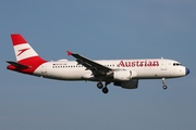 Austrian Airlines Airbus A320-211 (OE-LBL) at  Hamburg - Fuhlsbuettel (Helmut Schmidt), Germany