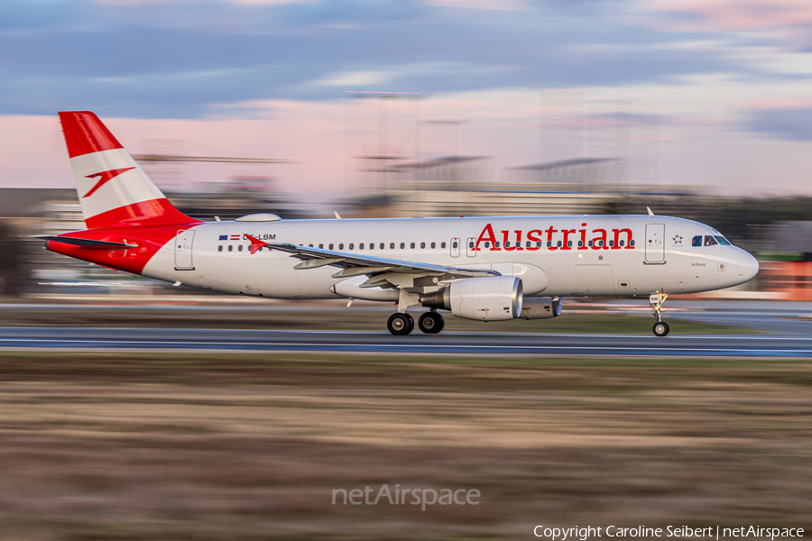 Austrian Airlines Airbus A320-214 (OE-LBM) | Photo 375903