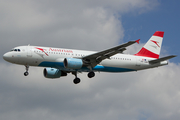 Austrian Airlines Airbus A320-214 (OE-LBM) at  London - Heathrow, United Kingdom