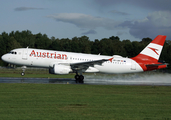 Austrian Airlines Airbus A320-214 (OE-LBP) at  Hamburg - Fuhlsbuettel (Helmut Schmidt), Germany