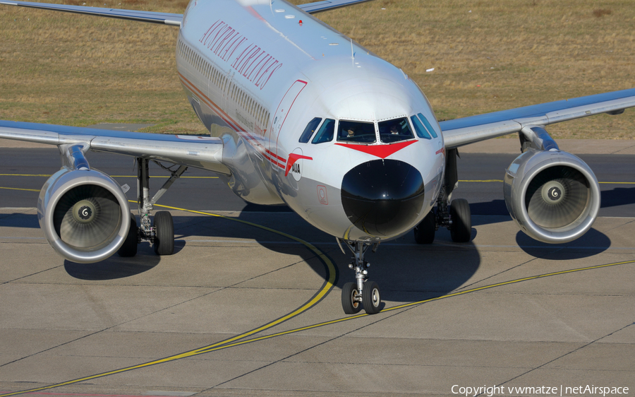 Austrian Airlines Airbus A320-214 (OE-LBP) | Photo 429343