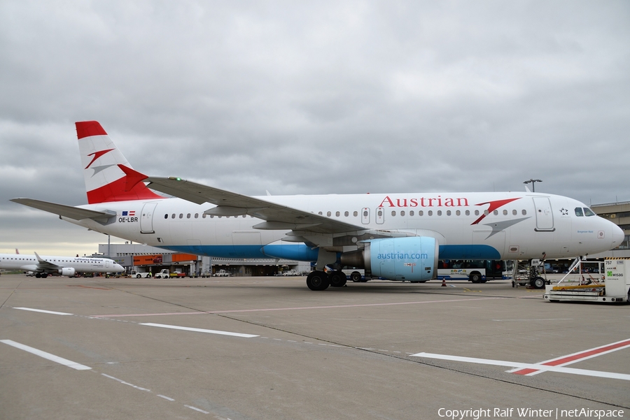 Austrian Airlines Airbus A320-214 (OE-LBR) | Photo 313233