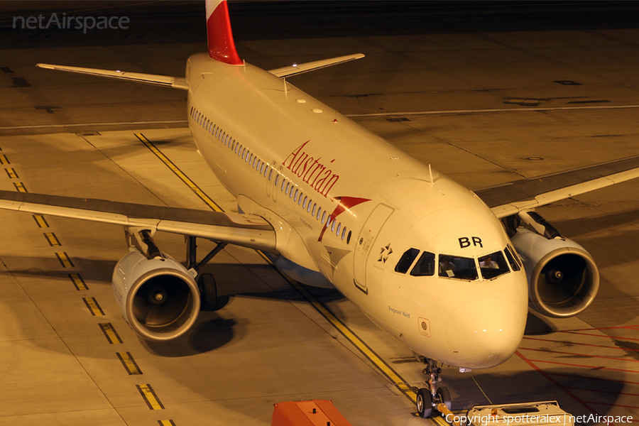Austrian Airlines Airbus A320-214 (OE-LBR) | Photo 64362