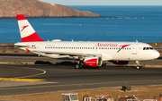 Austrian Airlines Airbus A320-214 (OE-LBR) at  Gran Canaria, Spain