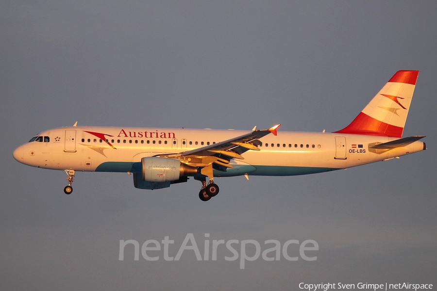 Austrian Airlines Airbus A320-214 (OE-LBS) | Photo 35181