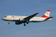 Austrian Airlines Airbus A320-214 (OE-LBS) at  Hamburg - Fuhlsbuettel (Helmut Schmidt), Germany