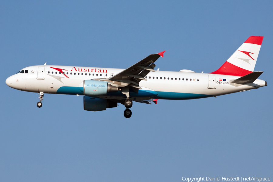 Austrian Airlines Airbus A320-214 (OE-LBS) | Photo 476663