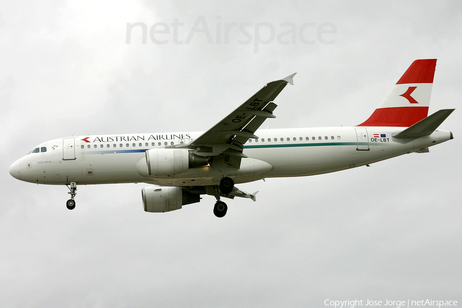 Austrian Airlines Airbus A320-214 (OE-LBT) | Photo 398054