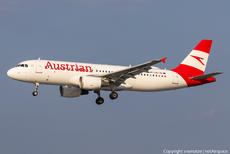 Austrian Airlines Airbus A320-214 (OE-LBU) | Photo 577421