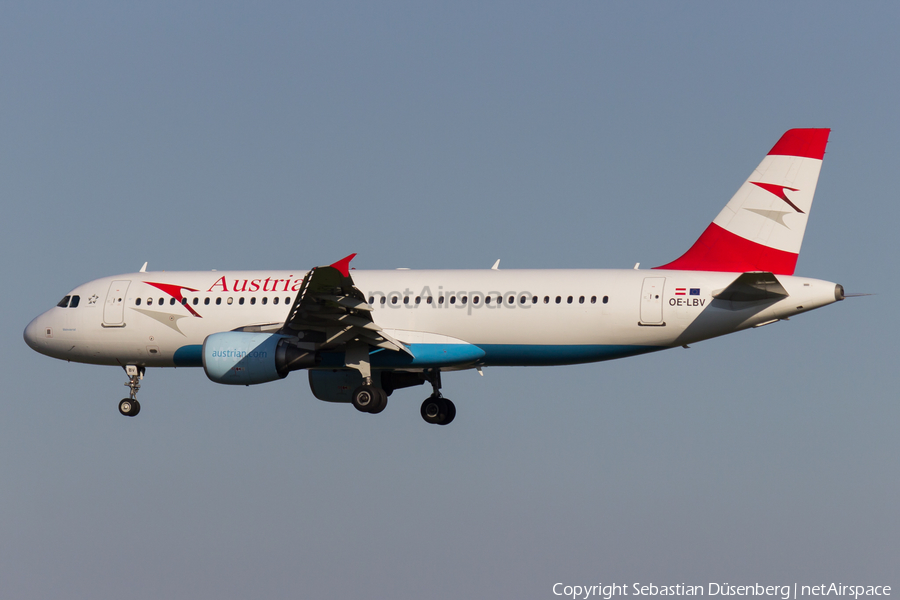 Austrian Airlines Airbus A320-214 (OE-LBV) | Photo 125990
