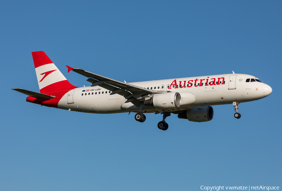 Austrian Airlines Airbus A320-214 (OE-LBV) | Photo 452859