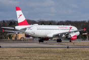 Austrian Airlines Airbus A320-214 (OE-LBW) at  Hamburg - Fuhlsbuettel (Helmut Schmidt), Germany