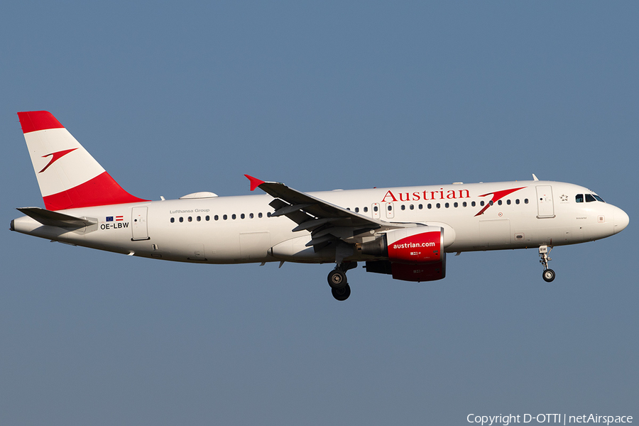 Austrian Airlines Airbus A320-214 (OE-LBW) | Photo 249711