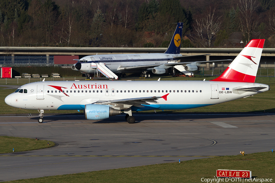 Austrian Airlines Airbus A320-214 (OE-LBW) | Photo 524544