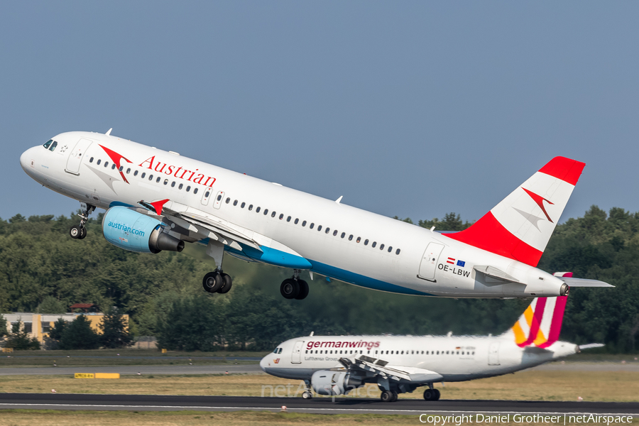 Austrian Airlines Airbus A320-214 (OE-LBW) | Photo 85245