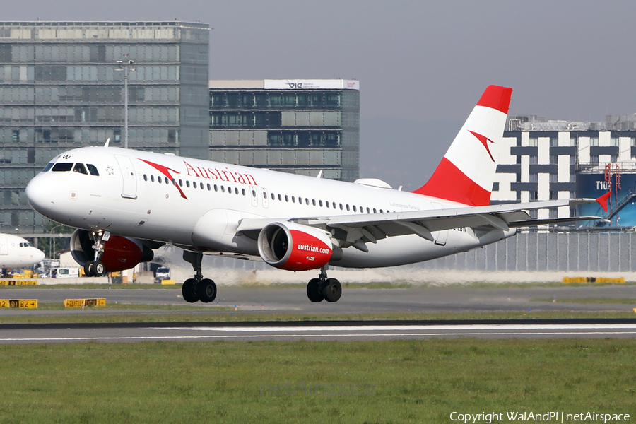 Austrian Airlines Airbus A320-214 (OE-LBW) | Photo 508981