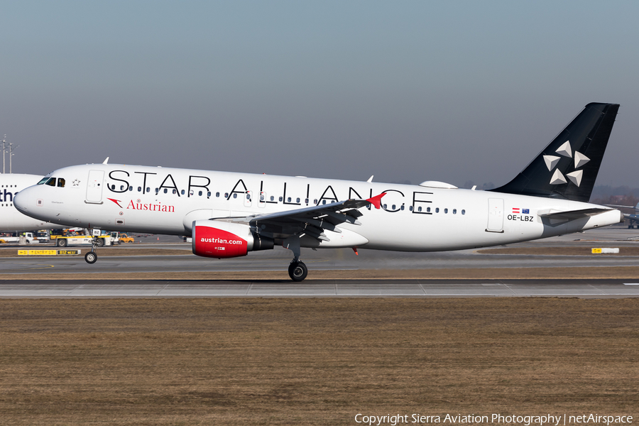 Austrian Airlines Airbus A320-214 (OE-LBZ) | Photo 329140