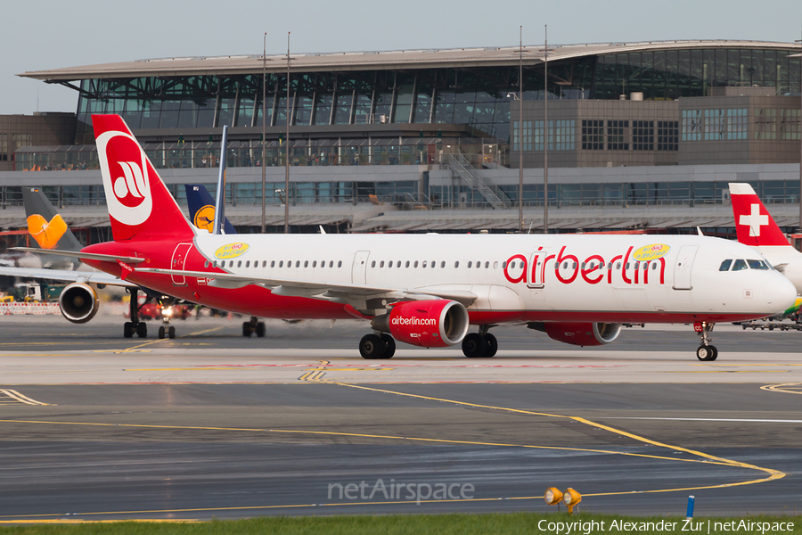 Air Berlin (Niki) Airbus A321-211 (OE-LCC) | Photo 194794