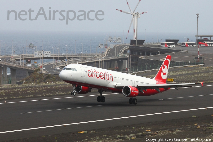 Air Berlin (Niki) Airbus A321-211 (OE-LCC) | Photo 155103