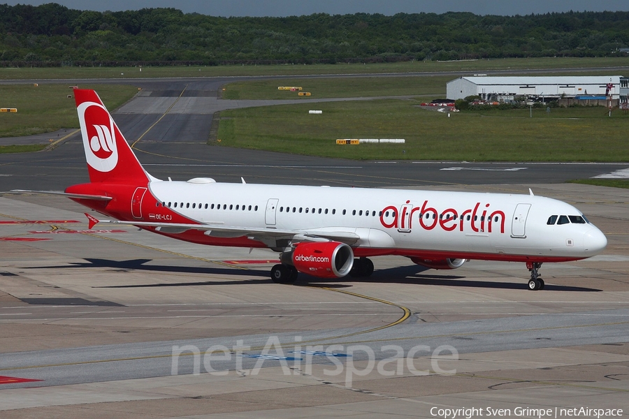 Air Berlin (Niki) Airbus A321-211 (OE-LCJ) | Photo 166520