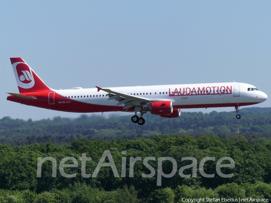 LaudaMotion Airbus A321-211 (OE-LCJ) | Photo 242551