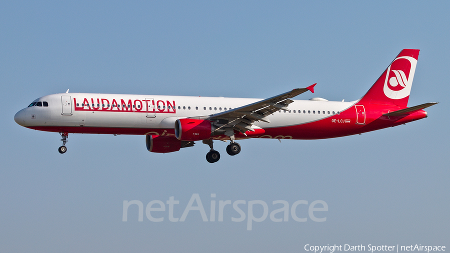 LaudaMotion Airbus A321-211 (OE-LCJ) | Photo 267229