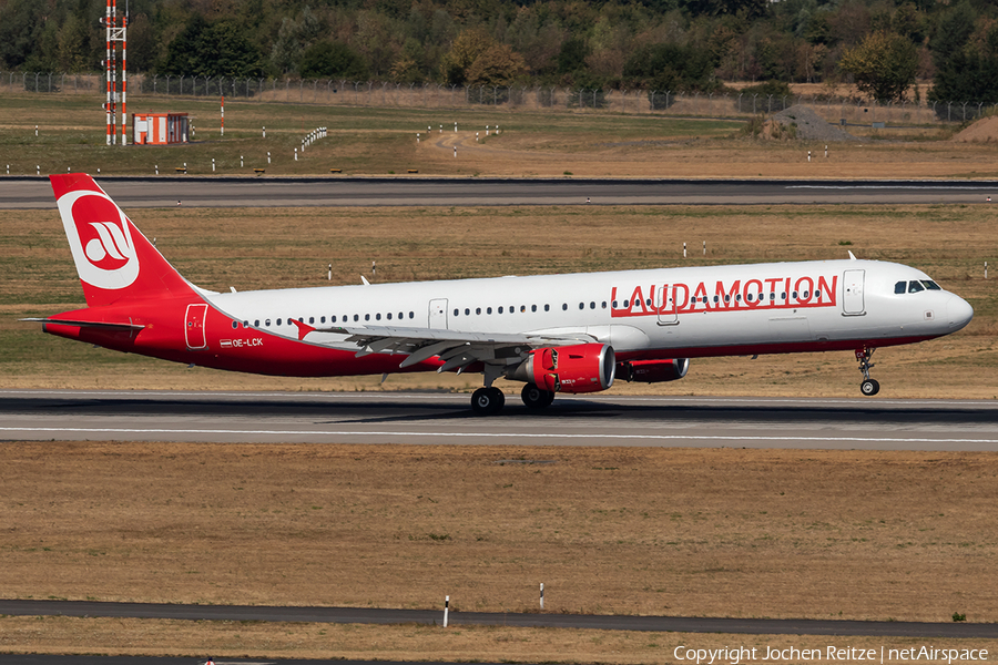 LaudaMotion Airbus A321-211 (OE-LCK) | Photo 257653