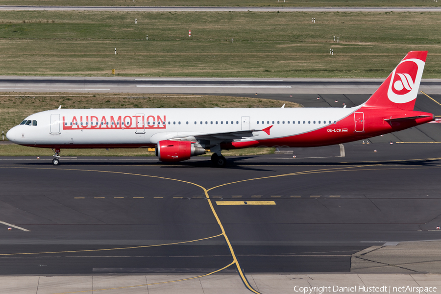 LaudaMotion Airbus A321-211 (OE-LCK) | Photo 425659