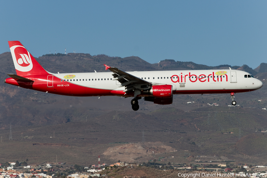 Air Berlin (Niki) Airbus A321-211 (OE-LCK) | Photo 443808