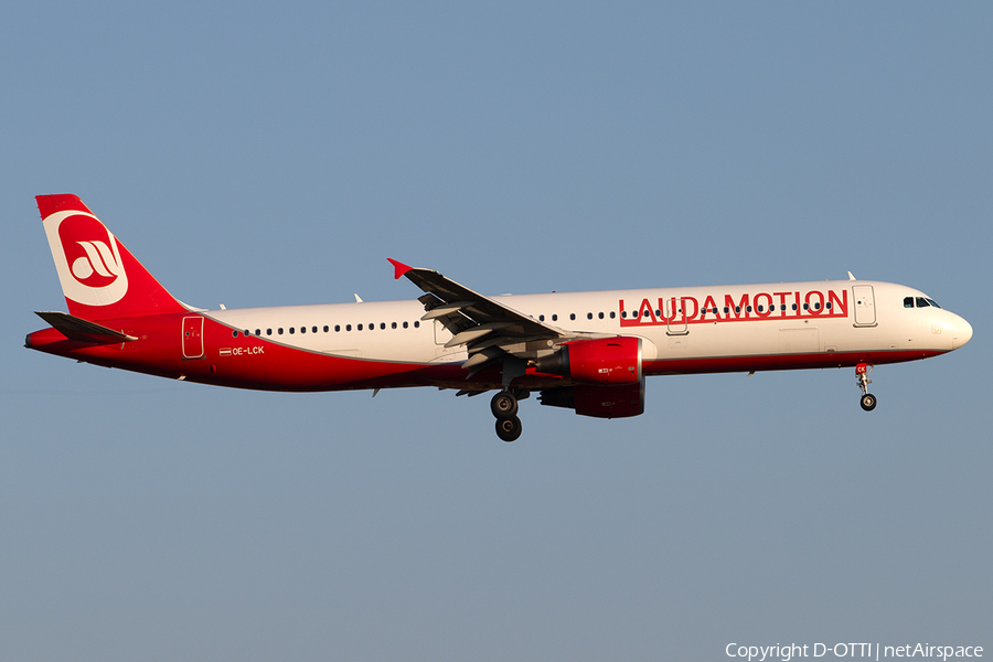 LaudaMotion Airbus A321-211 (OE-LCK) | Photo 264539