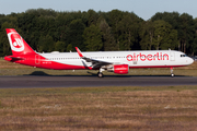 Air Berlin (Niki) Airbus A321-211 (OE-LCL) at  Hamburg - Fuhlsbuettel (Helmut Schmidt), Germany