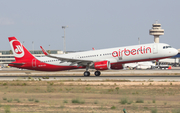 Air Berlin (Niki) Airbus A321-211 (OE-LCL) at  Palma De Mallorca - Son San Juan, Spain
