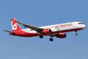 Air Berlin (Niki) Airbus A321-211 (OE-LCL) at  Tenerife Sur - Reina Sofia, Spain