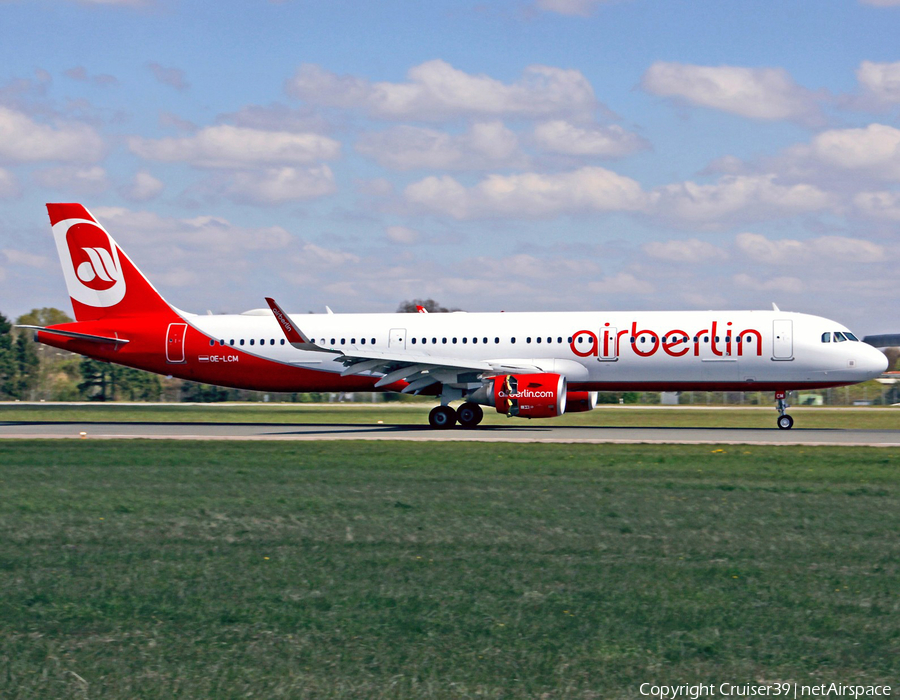 Air Berlin (Niki) Airbus A321-211 (OE-LCM) | Photo 211518