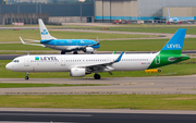 Level Airbus A321-211 (OE-LCN) at  Amsterdam - Schiphol, Netherlands