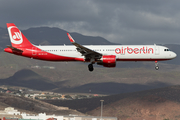 Air Berlin (Niki) Airbus A321-211 (OE-LCR) at  Gran Canaria, Spain