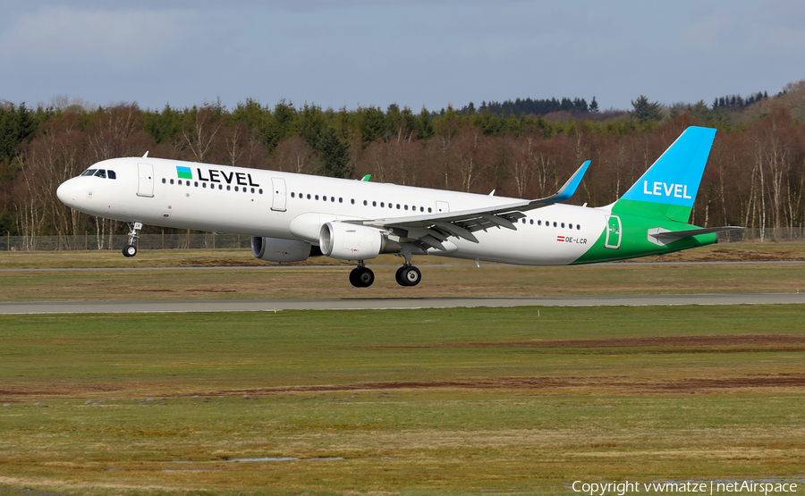Level Airbus A321-211 (OE-LCR) | Photo 306015