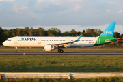 Level Airbus A321-211 (OE-LCR) at  Hamburg - Fuhlsbuettel (Helmut Schmidt), Germany