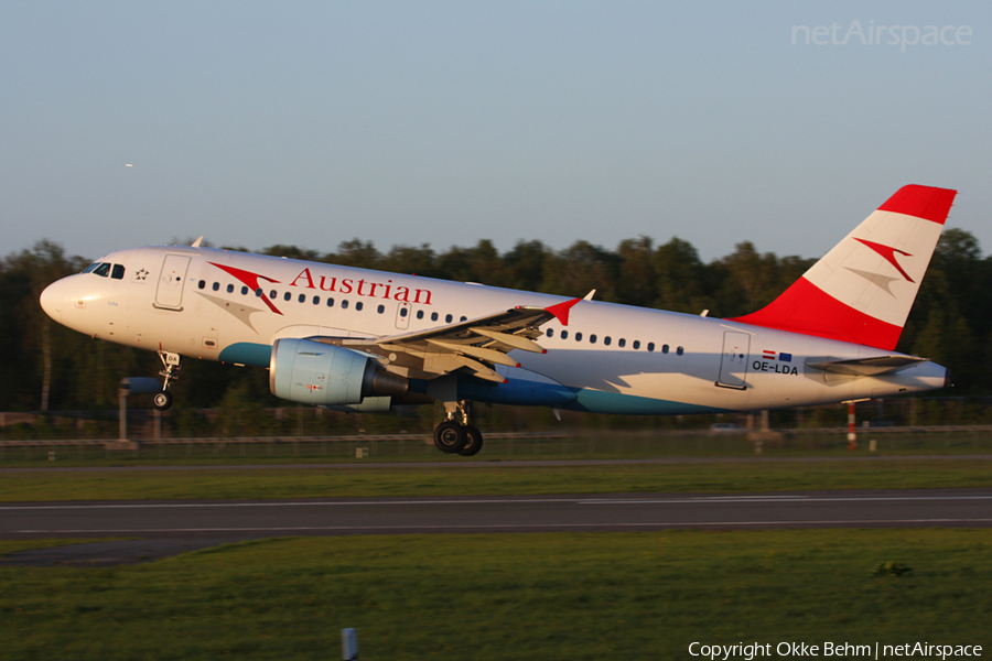 Austrian Airlines Airbus A319-112 (OE-LDA) | Photo 52935