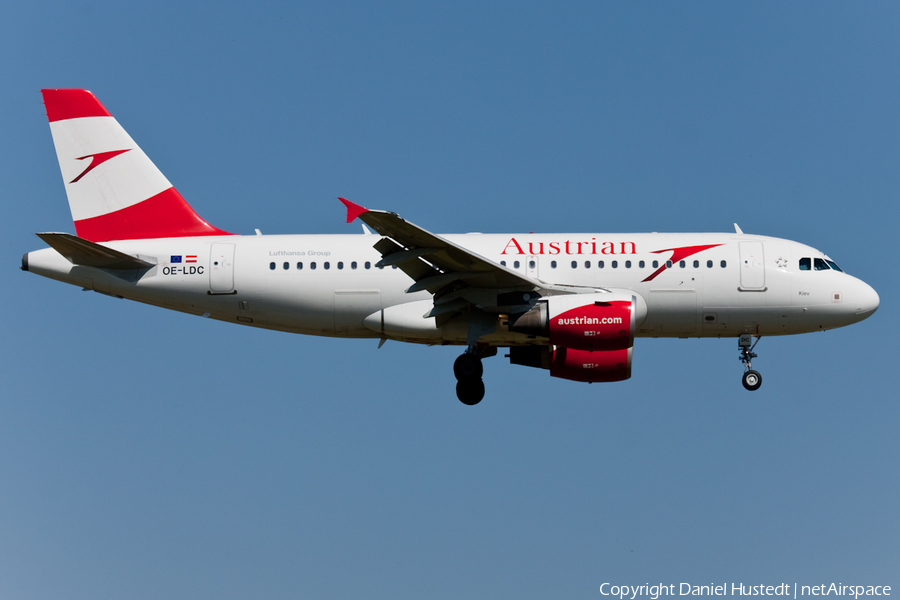 Austrian Airlines Airbus A319-112 (OE-LDC) | Photo 421610