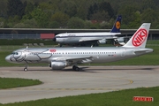 Niki Airbus A320-214 (OE-LEF) at  Hamburg - Fuhlsbuettel (Helmut Schmidt), Germany