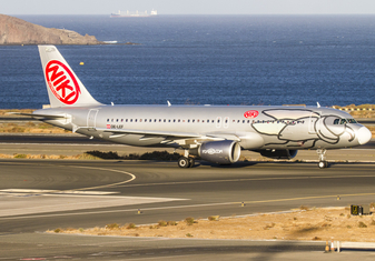 Niki Airbus A320-214 (OE-LEF) at  Gran Canaria, Spain